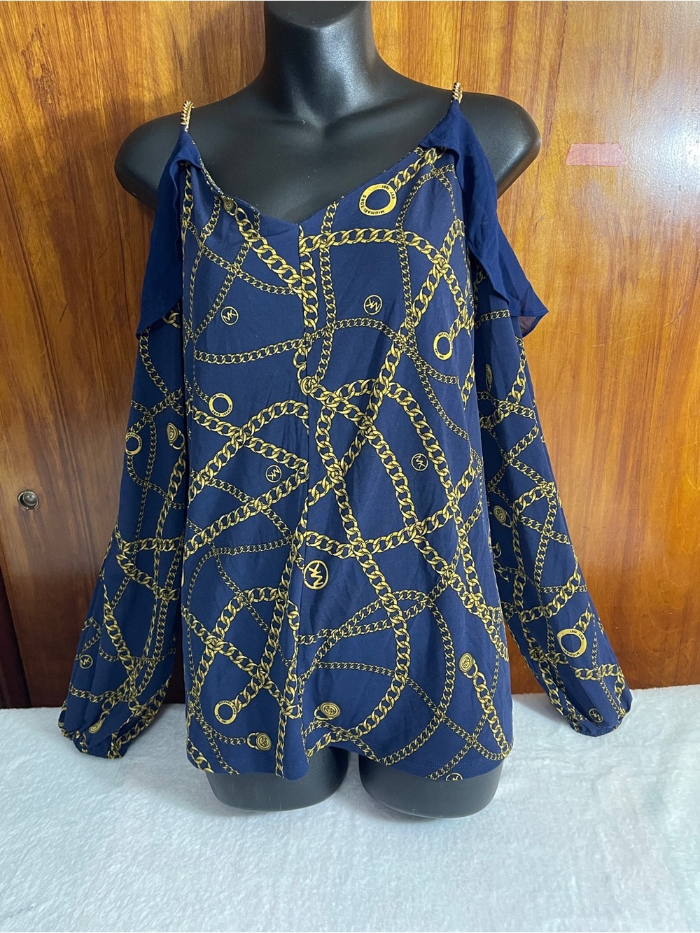 Michael Kors chain print cold shoulder blouse in XL